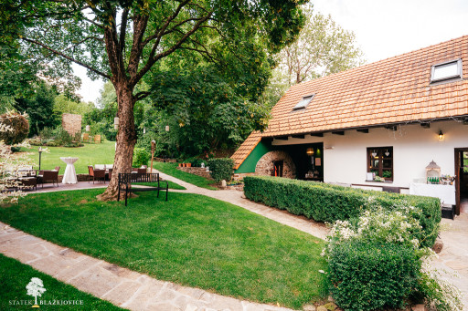 Svatební stodola - Blažejovice - Katka a Kuba 2025 (web)-02179