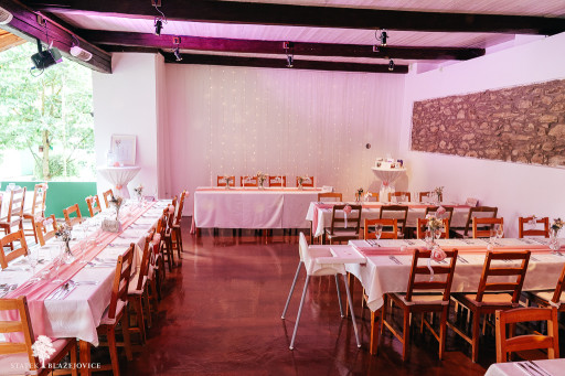 Svatební stodola - Blažejovice - Katka a Kuba 2025 (web)-02232