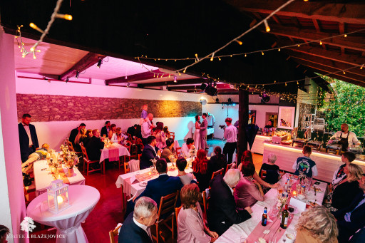 Svatební stodola - Blažejovice - Katka a Kuba 2025 (web)-02280