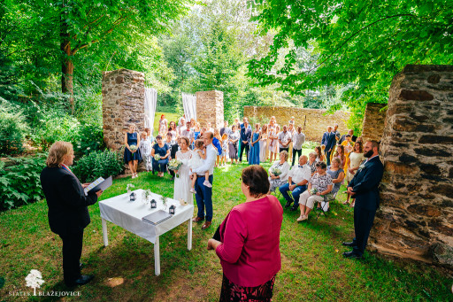 Svatební stodola a Statek Blažejovice - Katka a Jirka 2025 (web)-02423