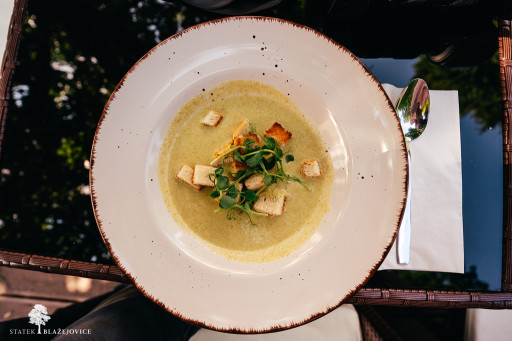 Svatební stodola a Statek Blažejovice - Katka a Jirka 2025 (web)-02447